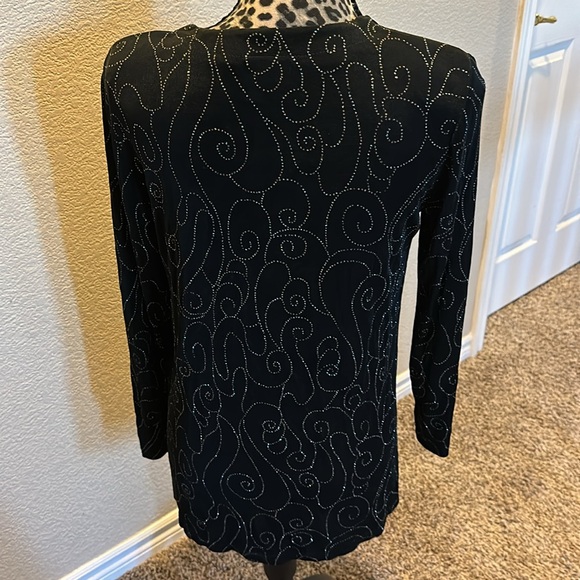 Black bling lightweight sweater with front button - Picture 5 of 6